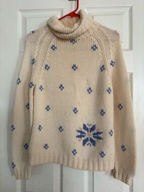Loro Piana Women's Cashmere Sweater Snowflakes Size 42 Italy
